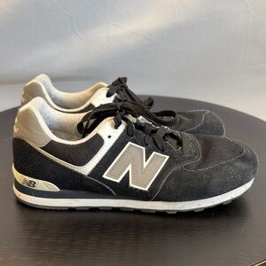 New Balance Black and White Athletic Shoes